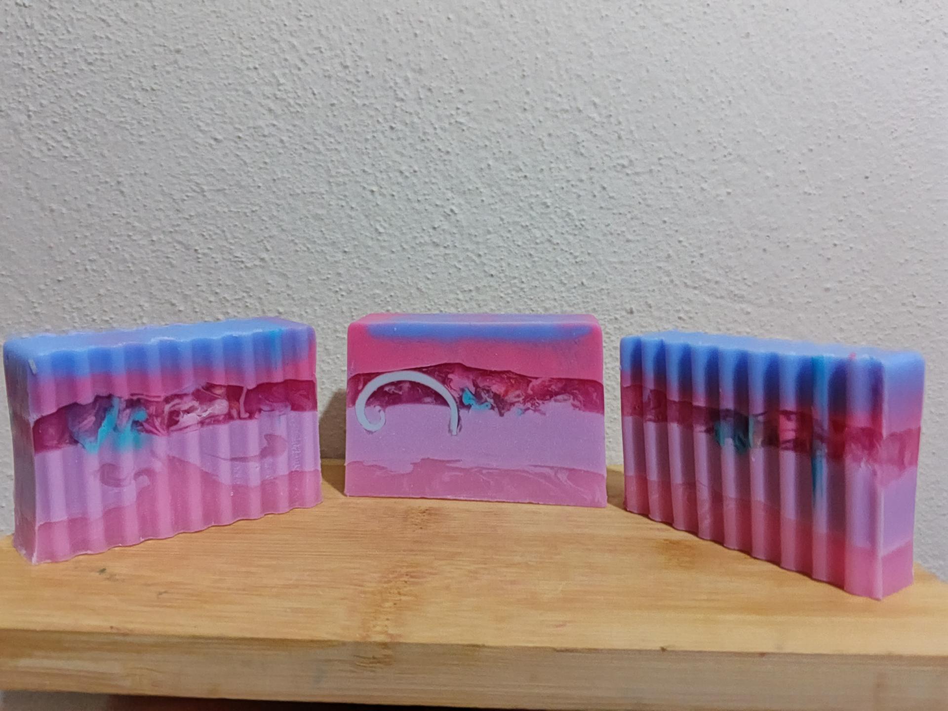 Pink & Blue Sabun